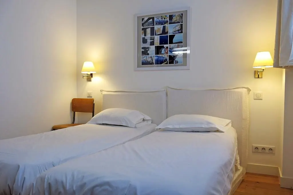 Loft Vinaigriers Republique * Париж