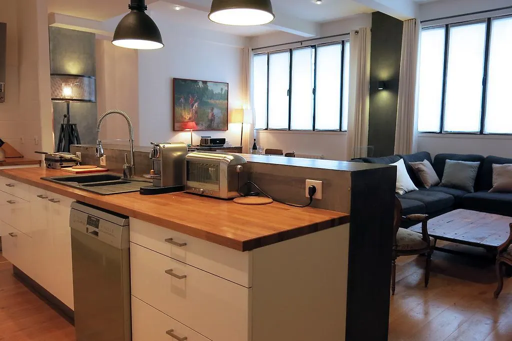 Loft Vinaigriers Republique Apartman Párizs