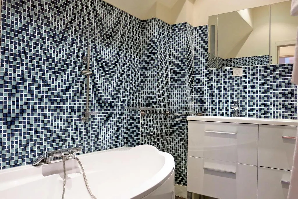 Apartment Loft Vinaigriers Republique *